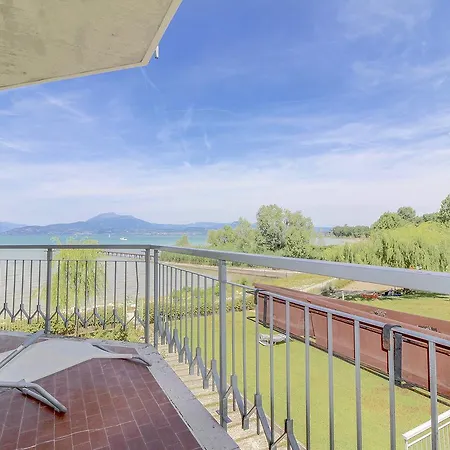 アパート Costa D'oro Fronte Lago 1